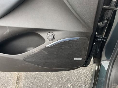 Used 2020 Buick Enclave Premium w/ Surround and Sites Package image 30