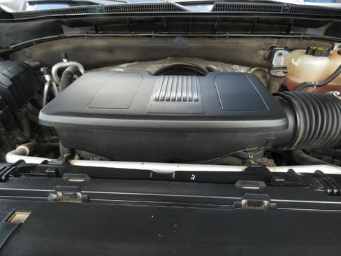 Used 2023 GMC Yukon XL SLT AWD/4WD image 19