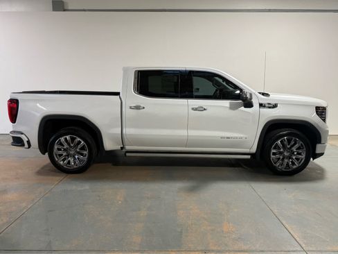 Used 2024 GMC Sierra 1500 Denali w/ Denali Reserve Package AWD/4WD image 6