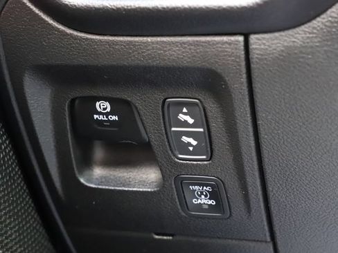New 2026 RAM 3500 Big Horn AWD/4WD image 38