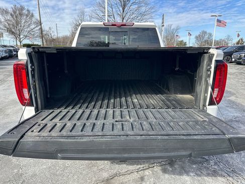 Used 2023 GMC Sierra 1500 Denali Ultimate image 9