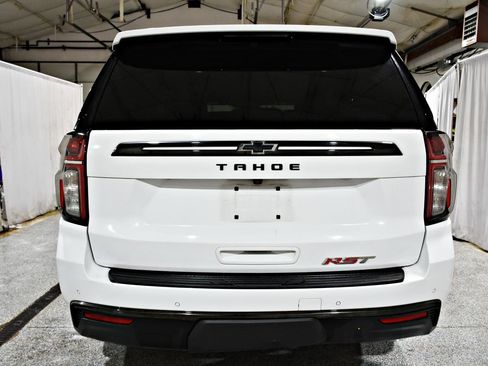 Used 2022 Chevrolet Tahoe RST w/ Luxury Package AWD/4WD image 5
