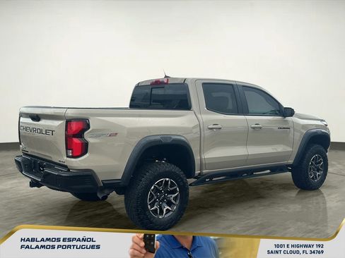 Used 2024 Chevrolet Colorado ZR2 w/ ZR2 Convenience Package III image 6