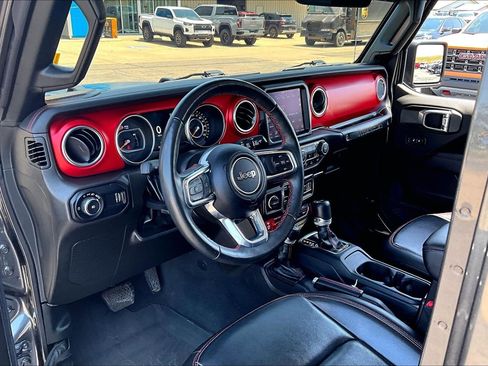 Used 2023 Jeep Wrangler Unlimited Rubicon AWD/4WD image 13