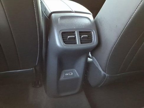 Used 2023 Buick Envision Preferred image 16