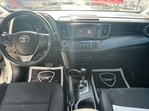 Used 2018 Toyota RAV4 XLE image 12