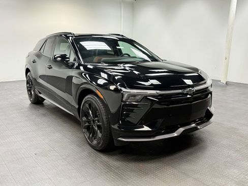 New 2026 Chevrolet Blazer EV SS image 8