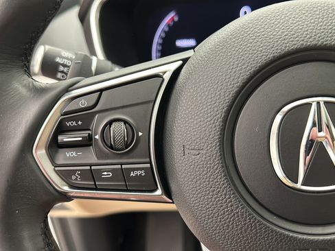 Used 2024 Acura MDX SH-AWD w/ Technology Package image 19