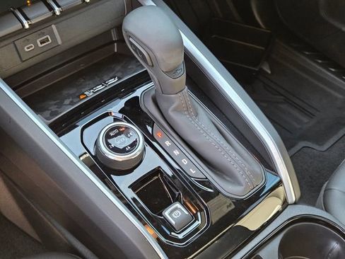 New 2026 Chevrolet Colorado Trail Boss AWD/4WD image 14