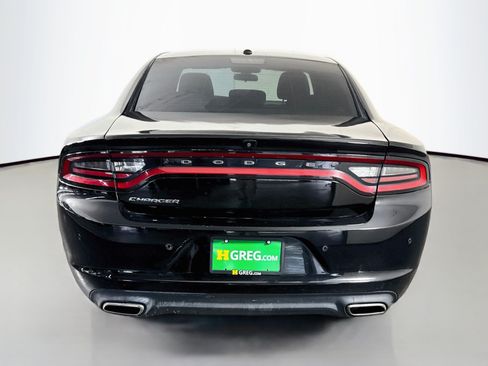Used 2022 Dodge Charger SXT RWD image 8