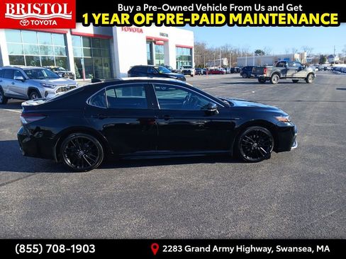 Used 2023 Toyota Camry XSE image 10