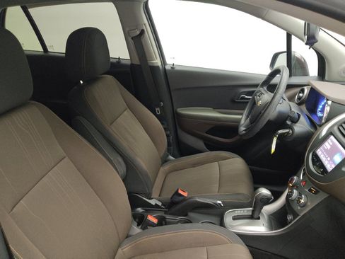 Used 2015 Chevrolet Trax LT AWD/4WD image 21