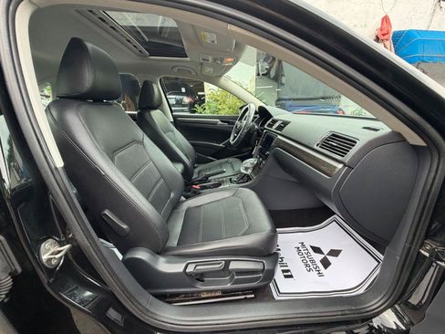Used 2016 Volkswagen Passat 1.8T SE FWD image 38
