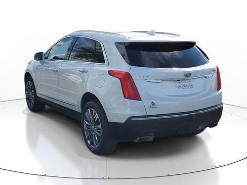 Used 2017 Cadillac XT5 Premium Luxury AWD/4WD image 3
