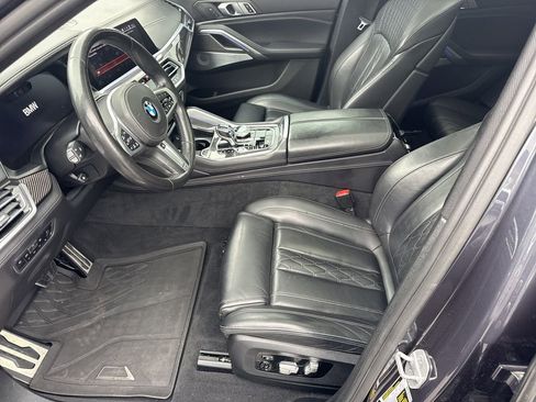 Used 2020 BMW X6 M50i w/ Executive Package image 9