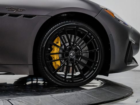 Used 2024 Maserati GranTurismo Trofeo AWD/4WD image 89