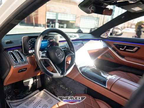 Used 2021 Mercedes-Benz S 580 580 4MATIC image 13