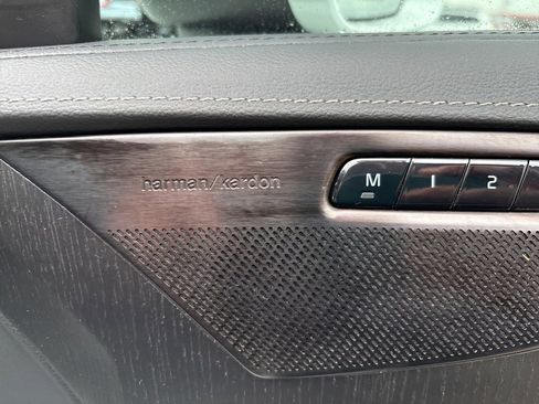 Certified 2023 Volvo XC90 B6 Ultimate w/ Protection Package Premier image 42