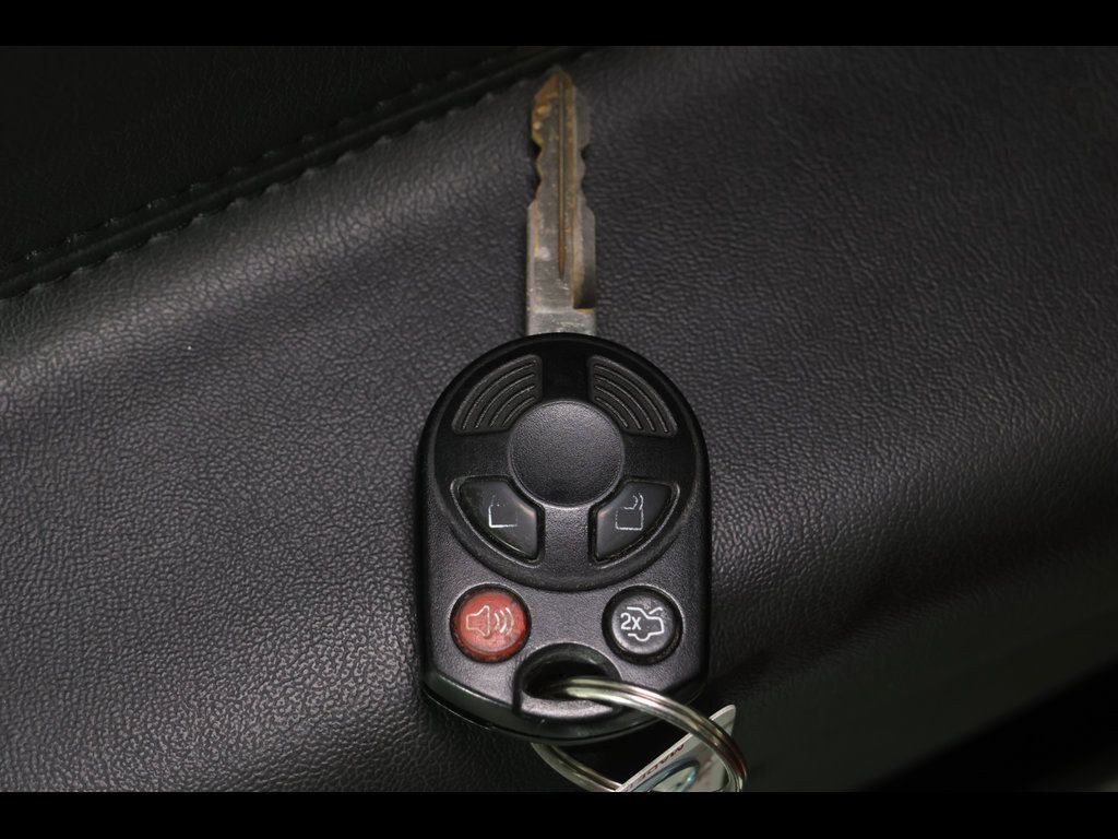Used 2012 Lincoln MKZ FWD image 23