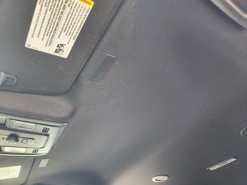 Certified 2025 Chevrolet Tahoe LT image 25