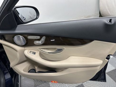 Used 2018 Mercedes-Benz C 300 4MATIC Sedan image 29