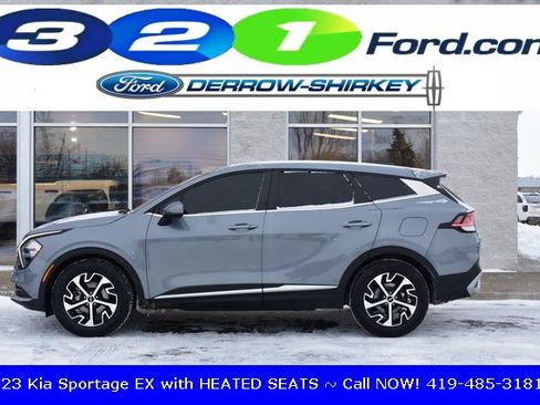 Used 2023 Kia Sportage EX image 2