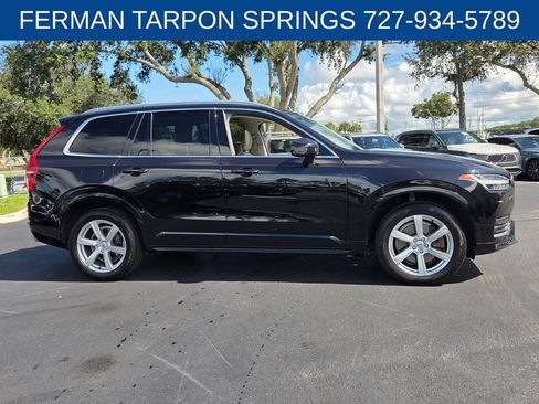 Used 2020 Volvo XC90 T6 Momentum AWD/4WD image 9