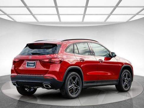 New 2026 Mercedes-Benz GLA 250 4MATIC image 4