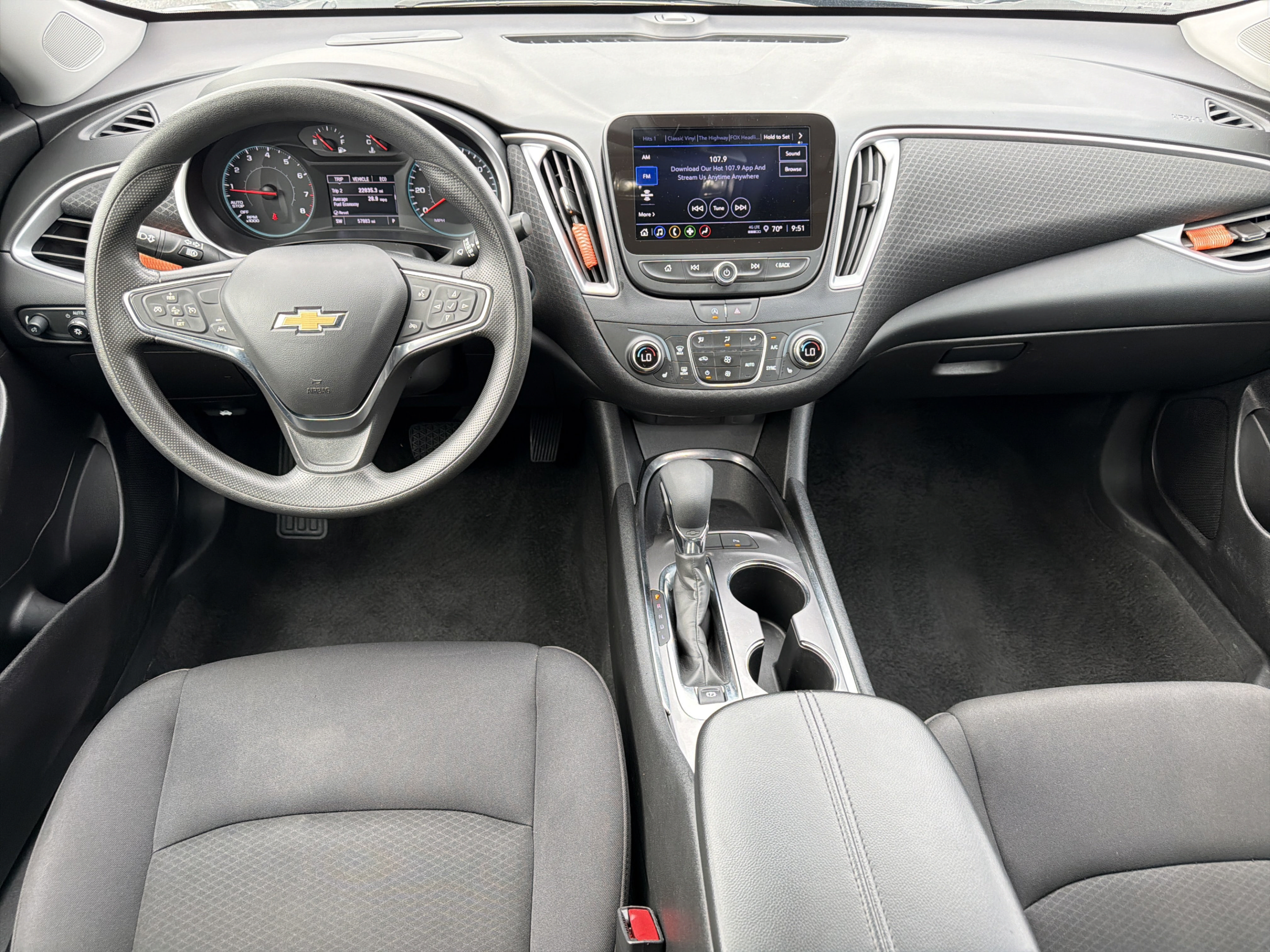 Used 2025 Chevrolet Malibu LT FWD image 16