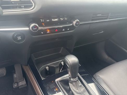 Used 2021 MAZDA CX-30 AWD 2.5 S w/ Premium Package image 17