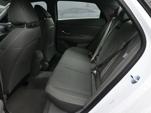 New 2026 Hyundai Elantra SEL Sport Premium FWD image 15