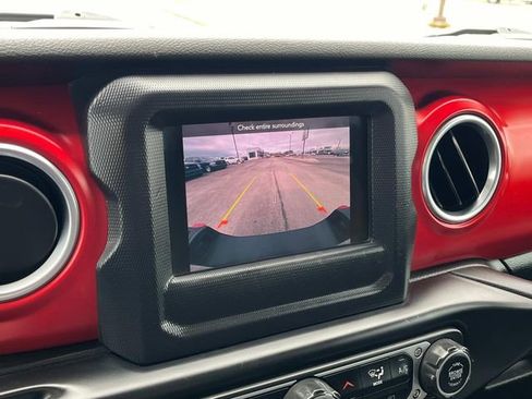 Certified 2020 Jeep Gladiator Rubicon image 18