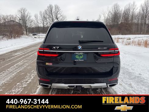 Used 2024 BMW X7 xDrive40i w/ Premium Package image 8