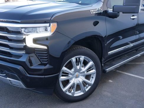 Used 2024 Chevrolet Silverado 1500 High Country w/ High Country Premium Package AWD/4WD image 29