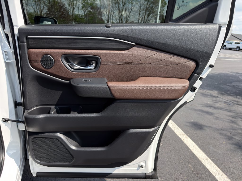 New 2026 Honda Pilot Touring image 24