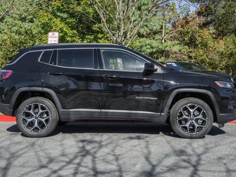 New 2026 Jeep Compass Limited AWD/4WD image 3