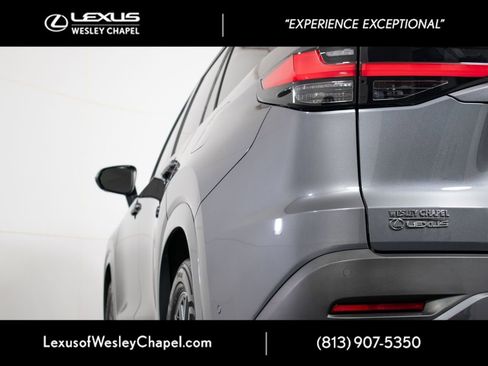 Used 2025 Lexus TX 350 AWD w/ Technology Package image 9