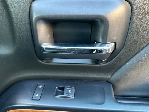 Used 2017 Chevrolet Silverado 1500 High Country w/ High Desert Package image 20