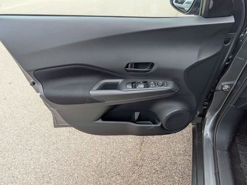 New 2025 Nissan Kicks Play S FWD image 11
