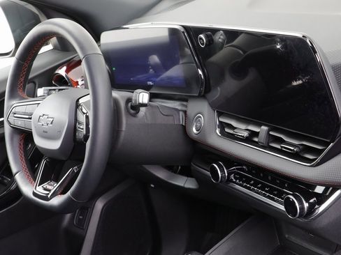 Certified 2026 Chevrolet Equinox RS image 22