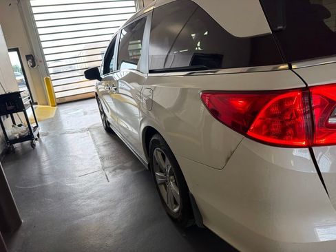 Used 2019 Honda Odyssey EX-L image 11