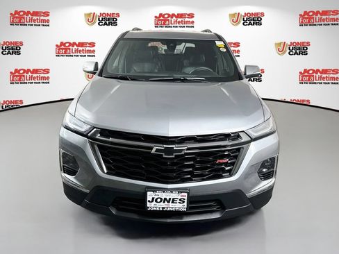 Used 2023 Chevrolet Traverse RS AWD/4WD image 14