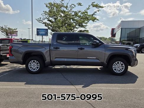 Used 2023 Toyota Tundra SR5 w/ SR5 Convenience Package AWD/4WD image 6