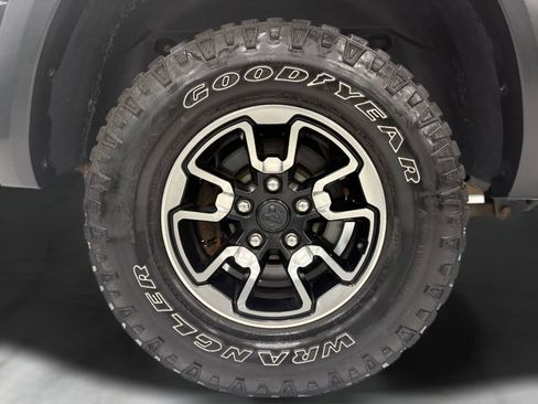 Used 2017 RAM 1500 Rebel AWD/4WD image 39