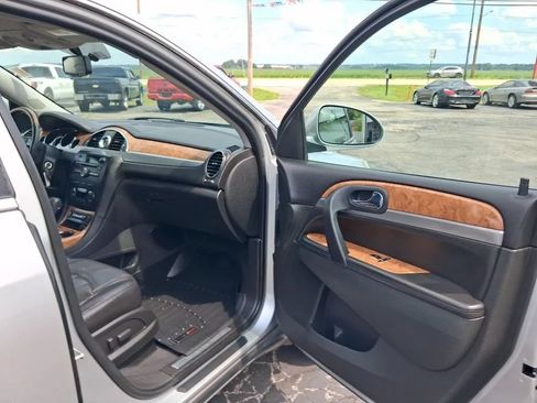 Used 2012 Buick Enclave Leather FWD image 20