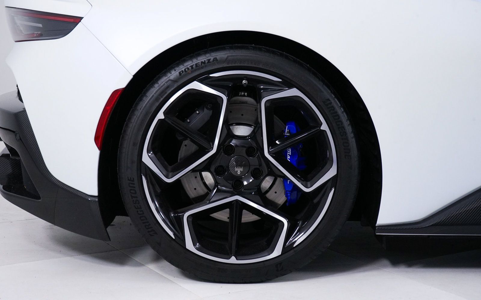 Used 2023 Maserati MC20 Coupe RWD image 14