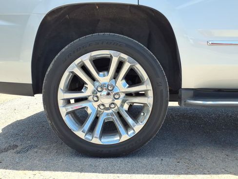 Used 2019 GMC Yukon SLT w/ Premium Edition RWD image 25