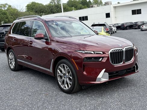 Certified 2026 BMW X7 xDrive40i AWD/4WD image 3