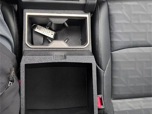 Used 2024 Toyota Tacoma TRD Off-Road image 26