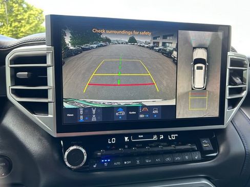 Certified 2025 Toyota Sequoia Platinum AWD/4WD image 21